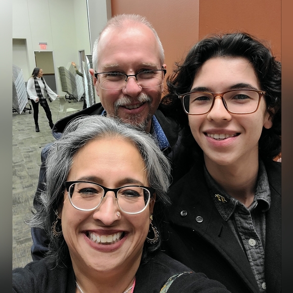 Meet your Posher, Michelle - Picture 5 of 5